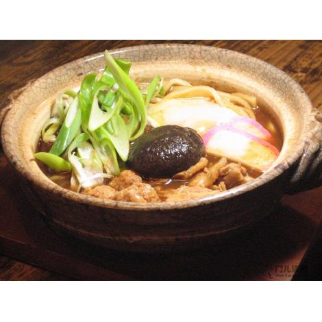 （名物）名古屋土鸡宽面味噌煮【名古屋コーチン味噌きしめん】